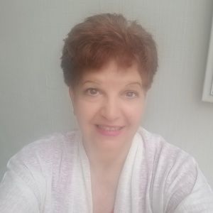 Meet your Posher, Antonia